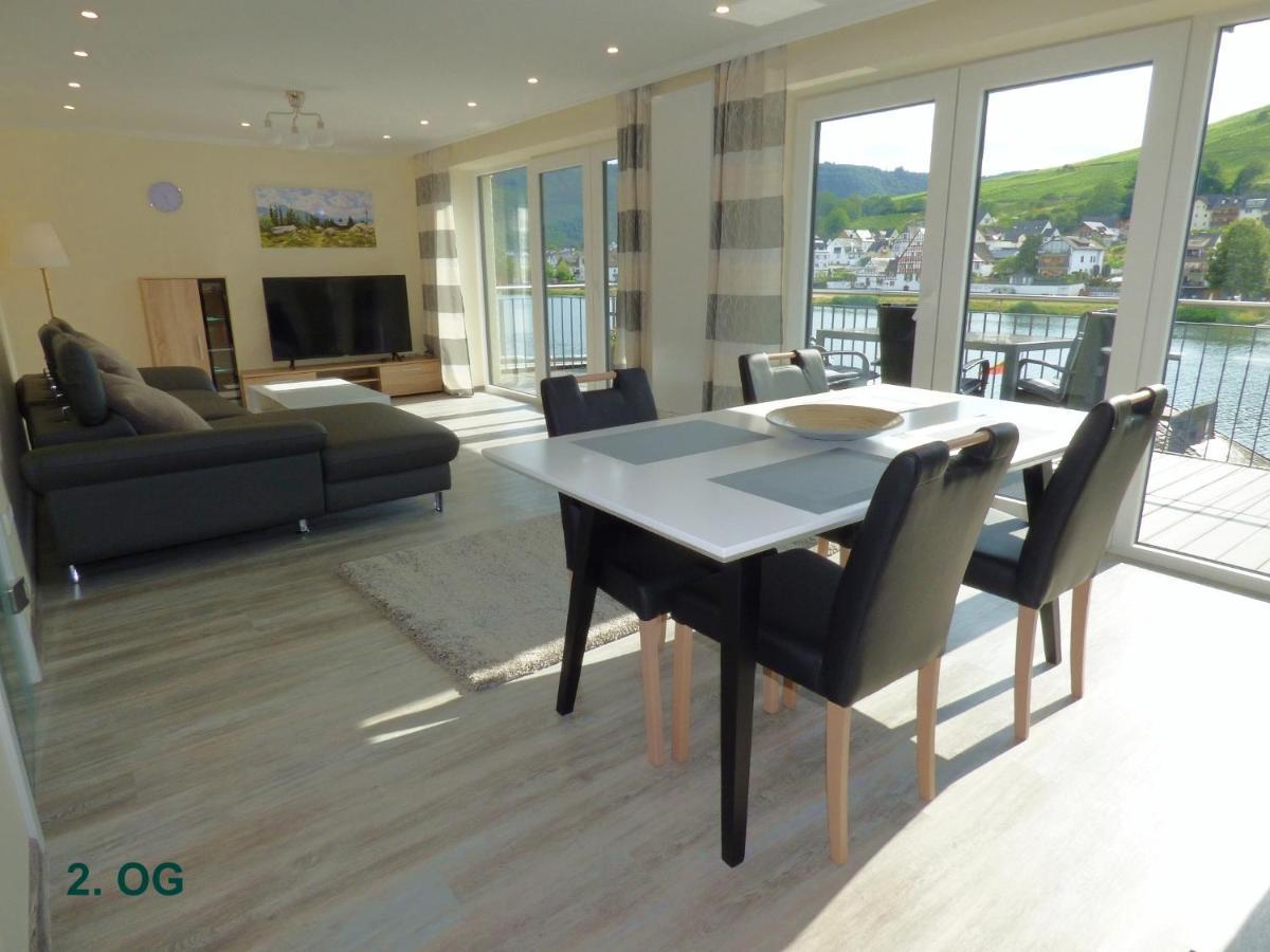 Ferienhaus Moselpromenade 첼 안 데어 모젤 외부 사진
