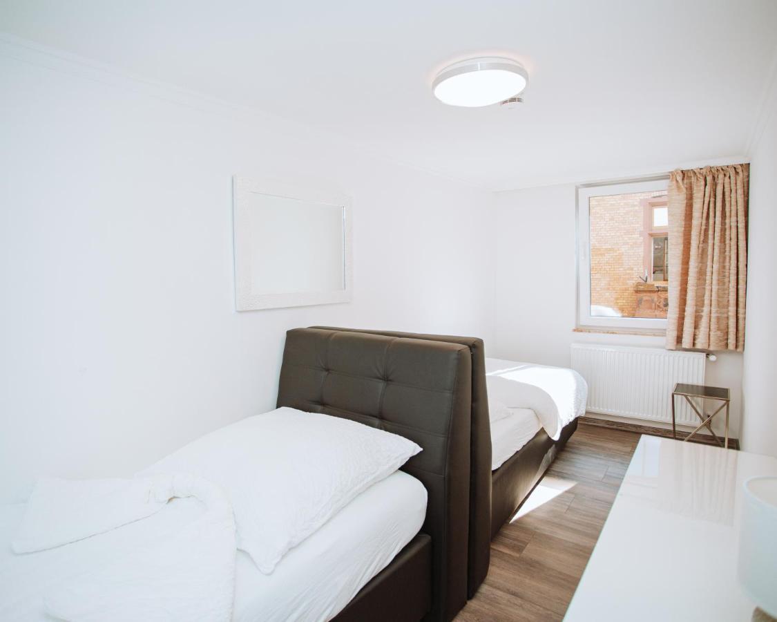 Ferienhaus Moselpromenade 첼 안 데어 모젤 외부 사진